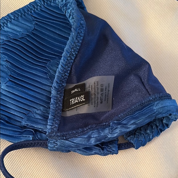 Triangl Blue Bikini & Skirt Set Size Small - Picture 9 of 13